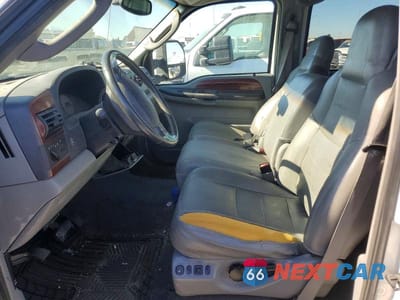 Zdjęcie 7 z 12 samochodu: 2005 FORD F350 SUPER DUTY VIN:1FTWW32P25EB19988 - miniatura