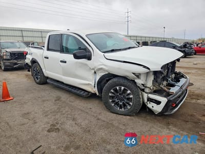 Czwarte zdjęcie samochodu z boku: 2023 NISSAN TITAN PRO-4X VIN:1N6AA1ED5PN103265 - miniatura