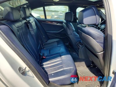 Zdjęcie 10 z 12 samochodu: 2018 BMW 530XE VIN:WBAJB1C53JB084961 - miniatura