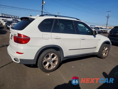 Trzecie zdjęcie samochodu z tyłu: 2011 BMW X5 XDRIVE35I VIN:5UXZV4C56BLL58307 - miniatura