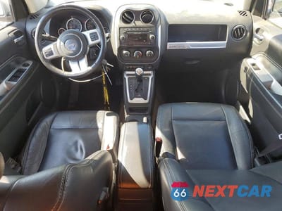 Zdjęcie 8 z 12 samochodu: 2015 JEEP COMPASS LATITUDE VIN:1C4NJCEA8FD110656 - miniatura