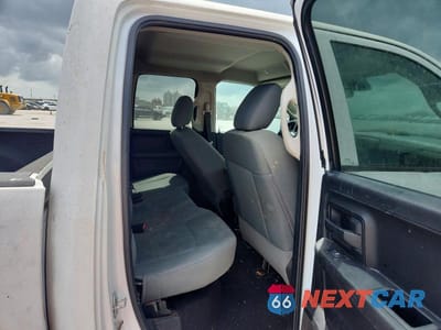 Zdjęcie 10 z 12 samochodu: 2019 RAM 1500 CLASSIC TRADESMAN VIN:1C6RR6FT1KS563042 - miniatura