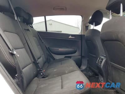 Zdjęcie 11 z 14 samochodu: 2020 KIA SPORTAGE LX VIN:KNDPMCAC6L7824223 - miniatura