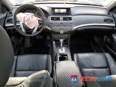 Zdjęcie 8 z 12 samochodu: 2008 HONDA ACCORD EXL VIN:JHMCP26838C066973 - miniatura