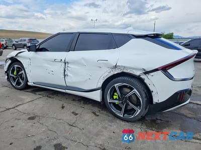 Drugie zdjęcie samochodu z przodu: 2023 KIA EV6 GT VIN:KNDC5DLE8P5133096 - miniatura
