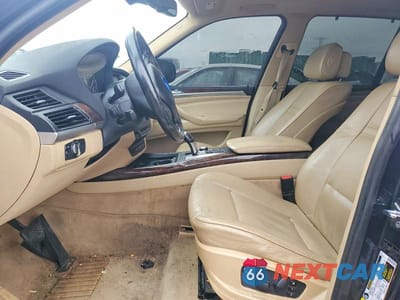 Zdjęcie 7 z 12 samochodu: 2009 BMW X5 XDRIVE48I VIN:5UXFE83509L170337 - miniatura