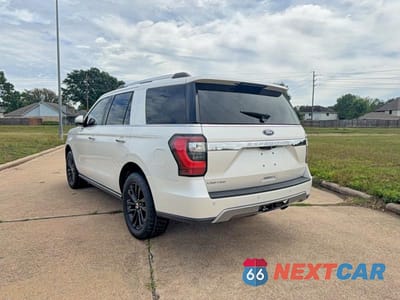 Trzecie zdjęcie samochodu z tyłu: 2019 FORD EXPEDITION LIMITED VIN:1FMJU1KTXKEA47947 - miniatura