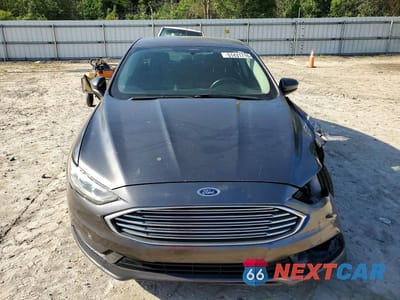 Piąte zdjęcie samochodu w środku: 2017 FORD FUSION SE VIN:3FA6P0H79HR112076 - miniatura