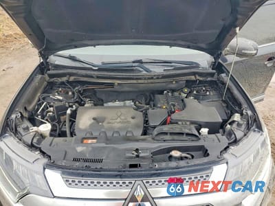 Zdjęcie 12 z 13 samochodu: 2019 MITSUBISHI OUTLANDER SE VIN:JA4AZ3A31KJ000830 - miniatura