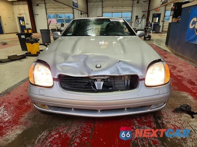 Piąte zdjęcie samochodu w środku: 1999 MERCEDES-BENZ SLK 230 KOMPRESSOR VIN:WDBKK47F8XF113964 - miniatura