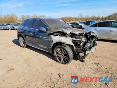 Czwarte zdjęcie samochodu z boku: 2018 AUDI Q5 PREMIUM PLUS VIN:WA1BNAFY5J2066296 - miniatura