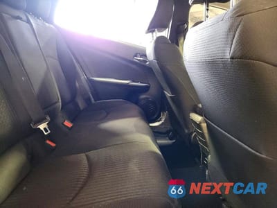 Zdjęcie 10 z 11 samochodu: 2016 TOYOTA PRIUS TWO ECO VIN:JTDKARFU4G3516939 - miniatura