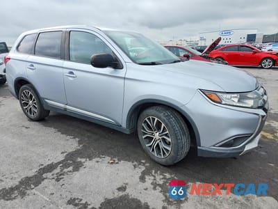 Czwarte zdjęcie samochodu z boku: 2017 MITSUBISHI OUTLANDER ES VIN:JA4AZ2A37HZ039362 - miniatura