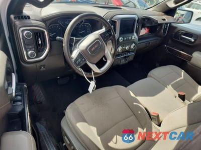 Zdjęcie 8 z 13 samochodu: 2021 GMC SIERRA C1500 SLE VIN:1GTR8BED3MZ203389 - miniatura