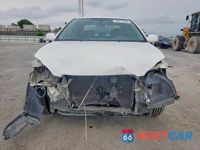 Piąte zdjęcie samochodu w środku: 2007 TOYOTA COROLLA S VIN:1NXBR32E97Z787134 - miniatura