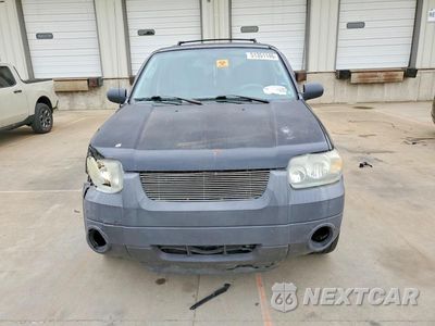Piąte zdjęcie samochodu w środku: 2005 FORD ESCAPE VIN:1FMYU93135KC44507 - miniatura