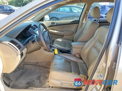 Zdjęcie 7 z 12 samochodu: 2003 HONDA ACCORD EX VIN:JHMCM56683C062886 - miniatura