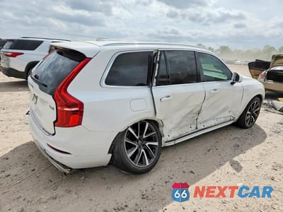 Trzecie zdjęcie samochodu z tyłu: 2021 VOLVO XC90 T6 MOMENTUM VIN:YV4A22PKXM1769488 - miniatura