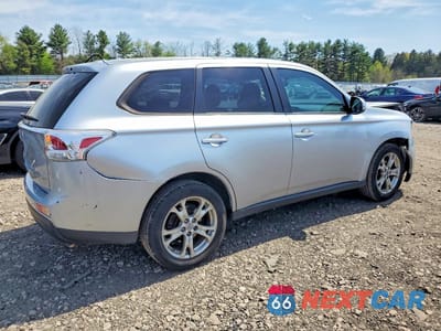 Trzecie zdjęcie samochodu z tyłu: 2014 MITSUBISHI OUTLANDER SE VIN:JA4AD3A33EZ013180 - miniatura
