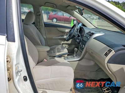Zdjęcie 7 z 12 samochodu: 2011 TOYOTA COROLLA LE VIN:JTDBU4EE8BJ088236 - miniatura