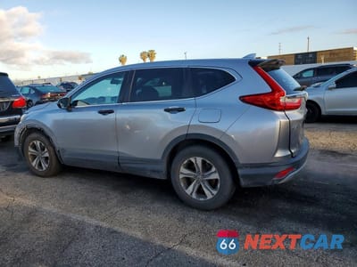Drugie zdjęcie samochodu z przodu: 2018 HONDA CR-V LX VIN:2HKRW5H38JH415444 - miniatura