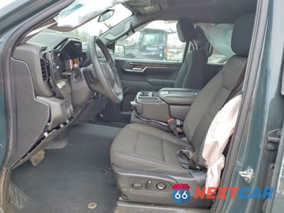 Zdjęcie 7 z 13 samochodu: 2026 CHEVROLET SILVERADO K1500 LT-L VIN:3GCPKKEK8TG111992 - miniatura