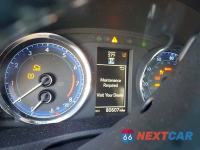 Zdjęcie 9 z 12 samochodu: 2018 TOYOTA COROLLA SE VIN:2T1BURHE3JC073159 - miniatura