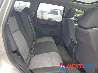 Zdjęcie 11 z 13 samochodu: 2008 JEEP GRAND CHEROKEE LAREDO VIN:1J8GR48K68C197387 - miniatura