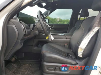 Zdjęcie 7 z 13 samochodu: 2025 NISSAN ARMADA SL VIN:JN8AY3BDXS9300954 - miniatura