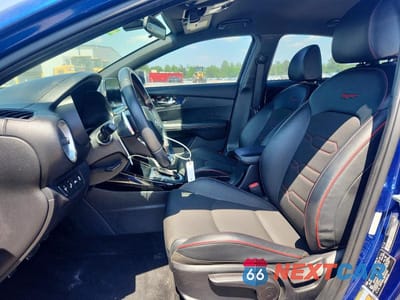 Zdjęcie 7 z 12 samochodu: 2021 KIA FORTE GT VIN:3KPF44AC3ME370435 - miniatura