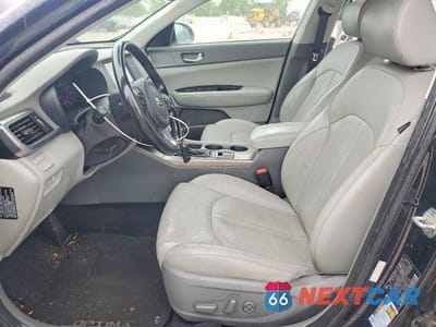 Zdjęcie 7 z 12 samochodu: 2017 KIA OPTIMA PLUG-IN HYBRID EX VIN:KNAGV4LD7H5018075 - miniatura