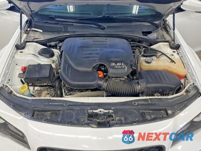 Zdjęcie 11 z 11 samochodu: 2017 CHRYSLER 300 S VIN:2C3CCAGG6HH527002 - miniatura