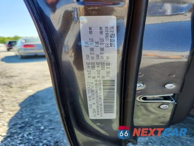 Zdjęcie 12 z 12 samochodu: 2019 JEEP CHEROKEE LIMITED VIN:1C4PJLDB8KD170112 - miniatura