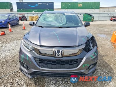Piąte zdjęcie samochodu w środku: 2021 HONDA HR-V SPORT VIN:3CZRU6H18MM727217 - miniatura