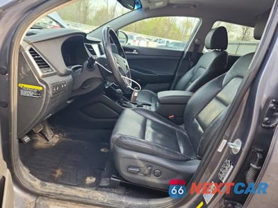 Zdjęcie 7 z 14 samochodu: 2018 HYUNDAI TUCSON LIMITED VIN:KM8J3CA21JU820770 - miniatura