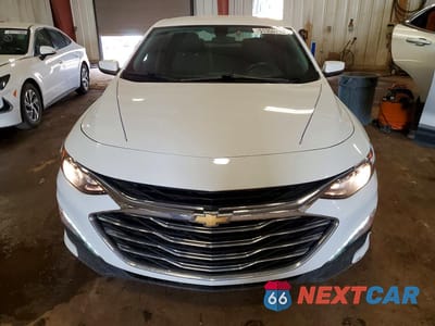 Piąte zdjęcie samochodu w środku: 2019 CHEVROLET MALIBU LT VIN:1G1ZD5ST2KF219342 - miniatura
