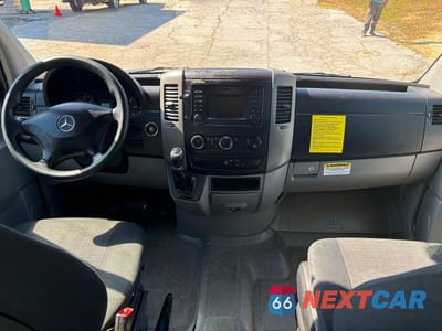 Zdjęcie 9 z 11 samochodu: 2018 MERCEDES-BENZ SPRINTER 2500 VIN:WD3PE7CD3JP631447 - miniatura