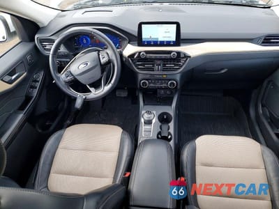 Zdjęcie 8 z 13 samochodu: 2022 FORD ESCAPE TITANIUM VIN:1FMCU9J96NUB68417 - miniatura