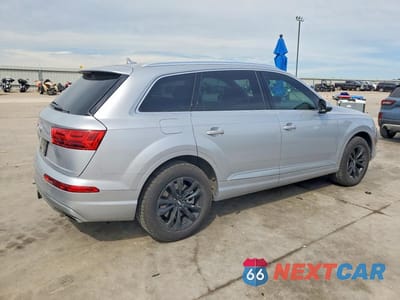 Trzecie zdjęcie samochodu z tyłu: 2019 AUDI Q7 PREMIUM VIN:WA1AAAF76KD012896 - miniatura