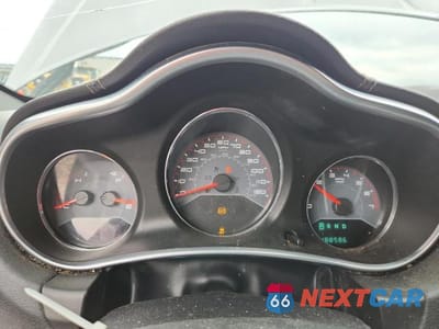 Zdjęcie 9 z 12 samochodu: 2013 DODGE AVENGER SXT VIN:1C3CDZCG7DN604107 - miniatura