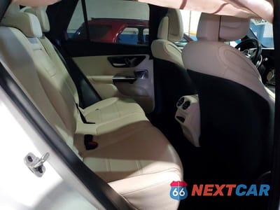 Zdjęcie 11 z 14 samochodu: 2023 MERCEDES-BENZ GLC 300 4MATIC VIN:W1NKM4HB3PU020409 - miniatura