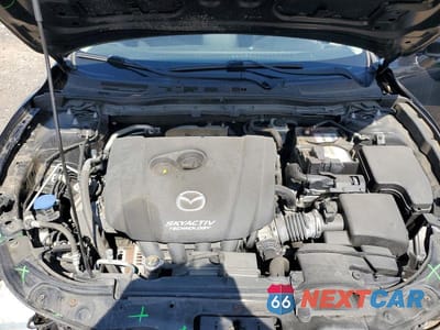 Zdjęcie 11 z 12 samochodu: 2018 MAZDA 3 SPORT VIN:3MZBN1U71JM172024 - miniatura