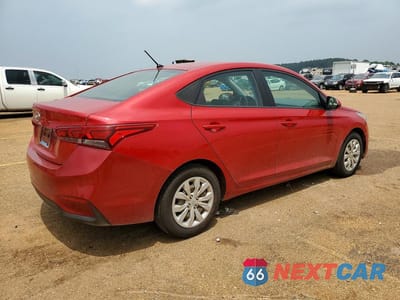 Trzecie zdjęcie samochodu z tyłu: 2021 HYUNDAI ACCENT SE VIN:3KPC24A69ME137825 - miniatura