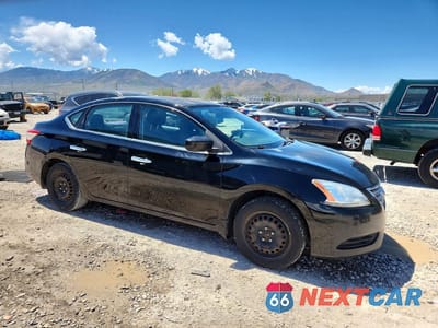 Czwarte zdjęcie samochodu z boku: 2015 NISSAN SENTRA S VIN:3N1AB7AP7FY268970 - miniatura
