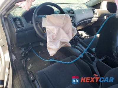 Zdjęcie 8 z 12 samochodu: 2005 HONDA ACCORD LX VIN:1HGCM72375A001733 - miniatura