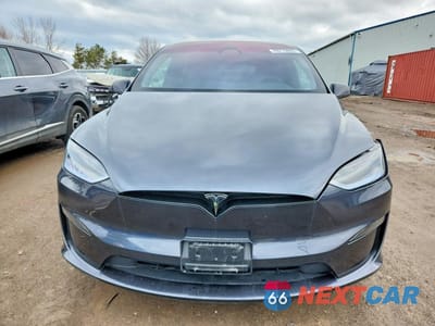 Piąte zdjęcie samochodu w środku: 2024 TESLA MODEL X VIN:7SAXCDE50RF447821 - miniatura