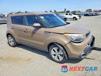 Czwarte zdjęcie samochodu z boku: 2016 KIA SOUL BASE VIN:KNDJN2A28G7319312 - miniatura