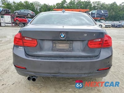 Zdjęcie 6 z 12 samochodu: 2015 BMW 328 I VIN:WBA3A5G55FNS88292 - miniatura