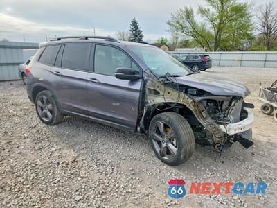 Czwarte zdjęcie samochodu z boku: 2020 HONDA PASSPORT VIN:5FNYF8H95LB020785 - miniatura