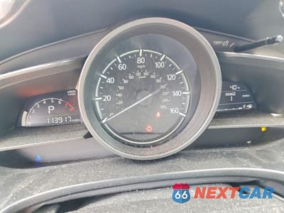 Zdjęcie 9 z 11 samochodu: 2017 MAZDA 3 TOURING VIN:3MZBN1L71HM119741 - miniatura